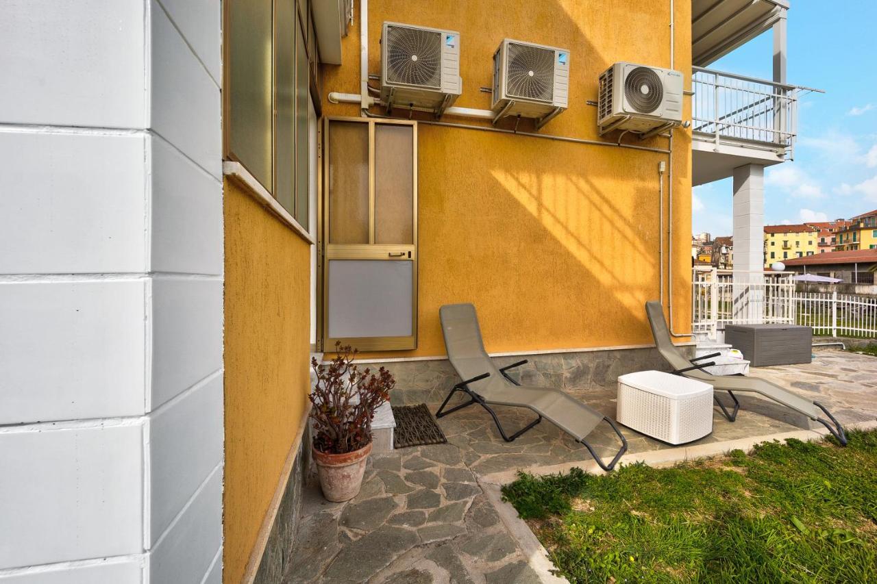 Il Gattino Di Porto Appartamento 3 Imperia Exterior photo