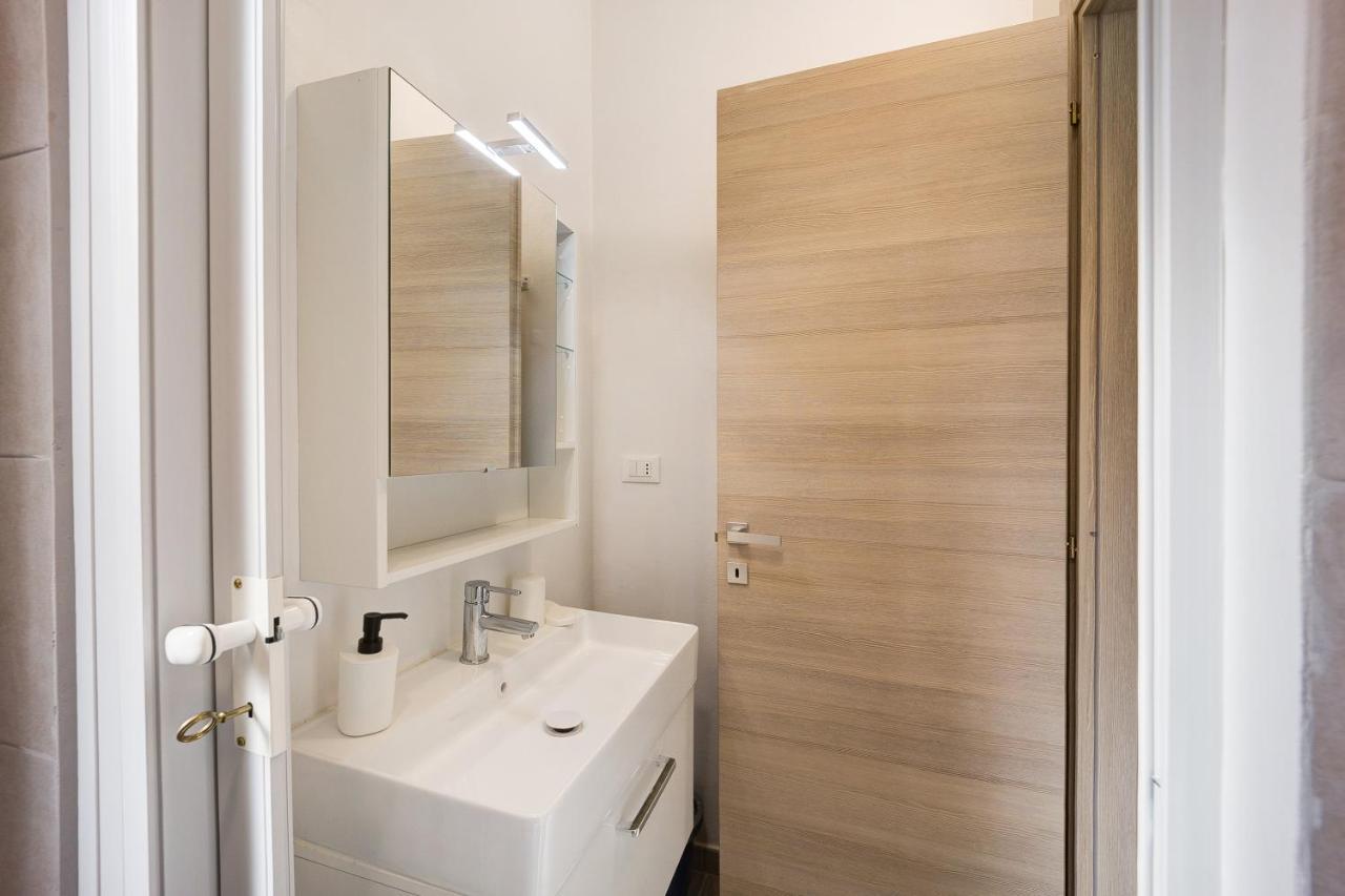 Il Gattino Di Porto Appartamento 3 Imperia Exterior photo